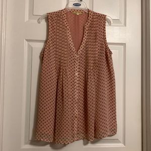 Gianni Bini Sleeveless Button Down Top, size L.